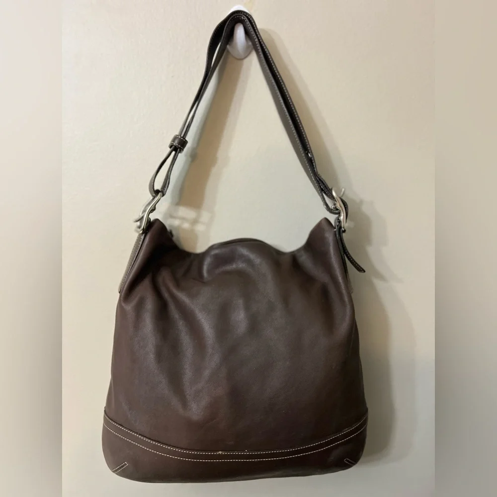 Vintage Coach #1414 Elegant Brown Leather Shoulder Bag